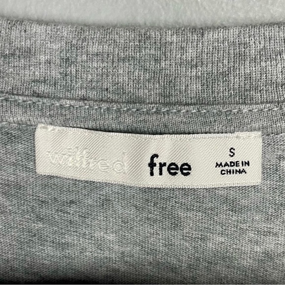 Aritzia Wilfred Free Cropped T-Shirt (S) - Picture 4 of 4
